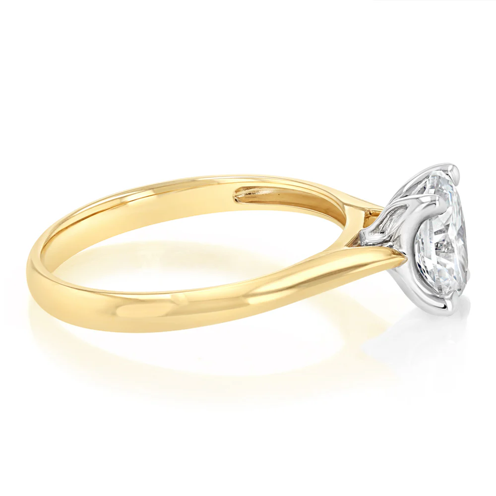 Luminesce Lab Grown 1 Carat Oval Diamond Solitaire Ring in 9ct Yellow Gold - Image 2