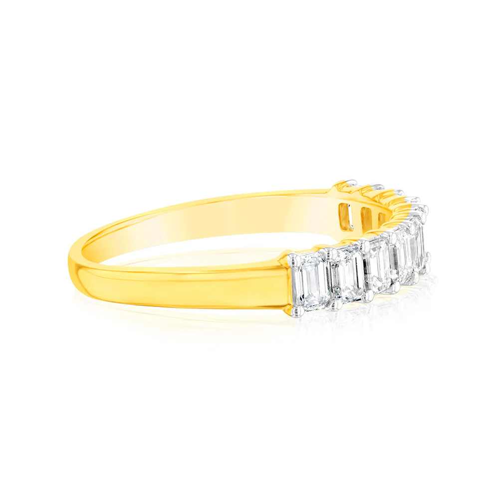 Luminesce Lab Grown 10ct Yellow Gold Eternity Emerald Cut Shaped Ring in 1 Carat Diamond - Image 2