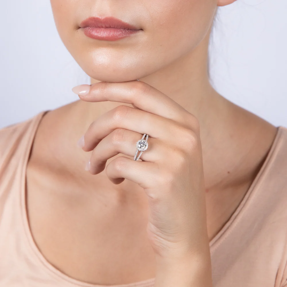 Luminesce Lab Grown 14ct White Gold 1 Carat Diamond Split Shank Ring - Image 4