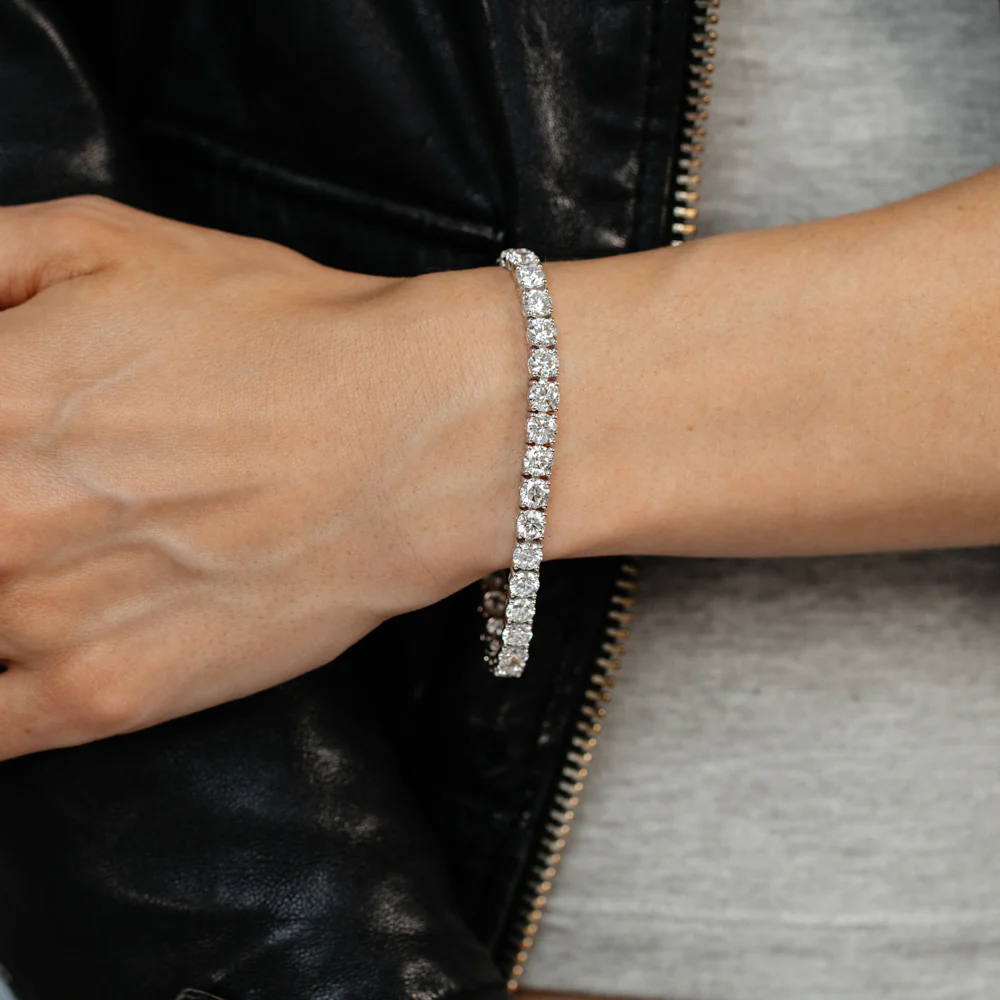 Luminesce Lab Grown 16 Carats Diamond Tennis Bracelet in 9ct White Gold - Image 4