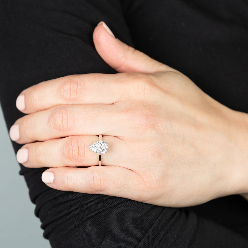 Luminesce Lab Grown 18ct White Gold 1 Carat Diamond Pear Halo Ring - Image 3
