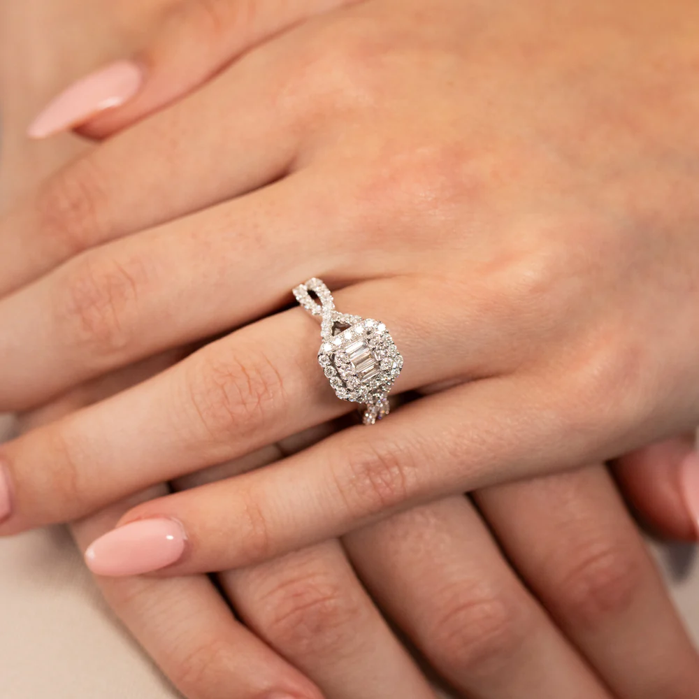 Luminesce Lab Grown 18ct White Gold 1 Carat Diamond Ring - Image 4