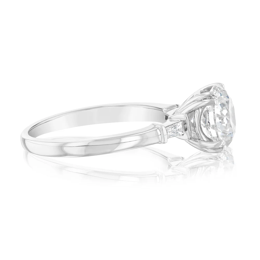 Luminesce Lab Grown 18ct White Gold 2 Carat Certified Diamond Solitaire Ring - Image 2
