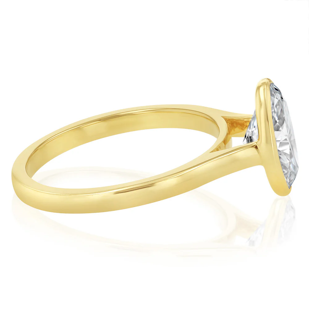 Luminesce Lab Grown 2 Carat Diamond Bezel Solitaire Ring in 9ct Yellow Gold - Image 2