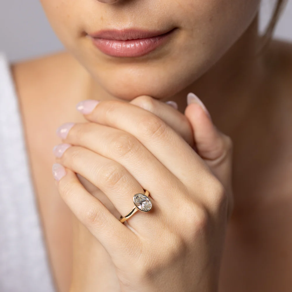 Luminesce Lab Grown 2 Carat Diamond Bezel Solitaire Ring in 9ct Yellow Gold - Image 4