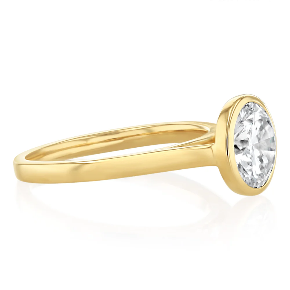Luminesce Lab Grown 2 Carat Diamond Solitaire Bezel Ring in 14ct Yellow Gold - Image 2
