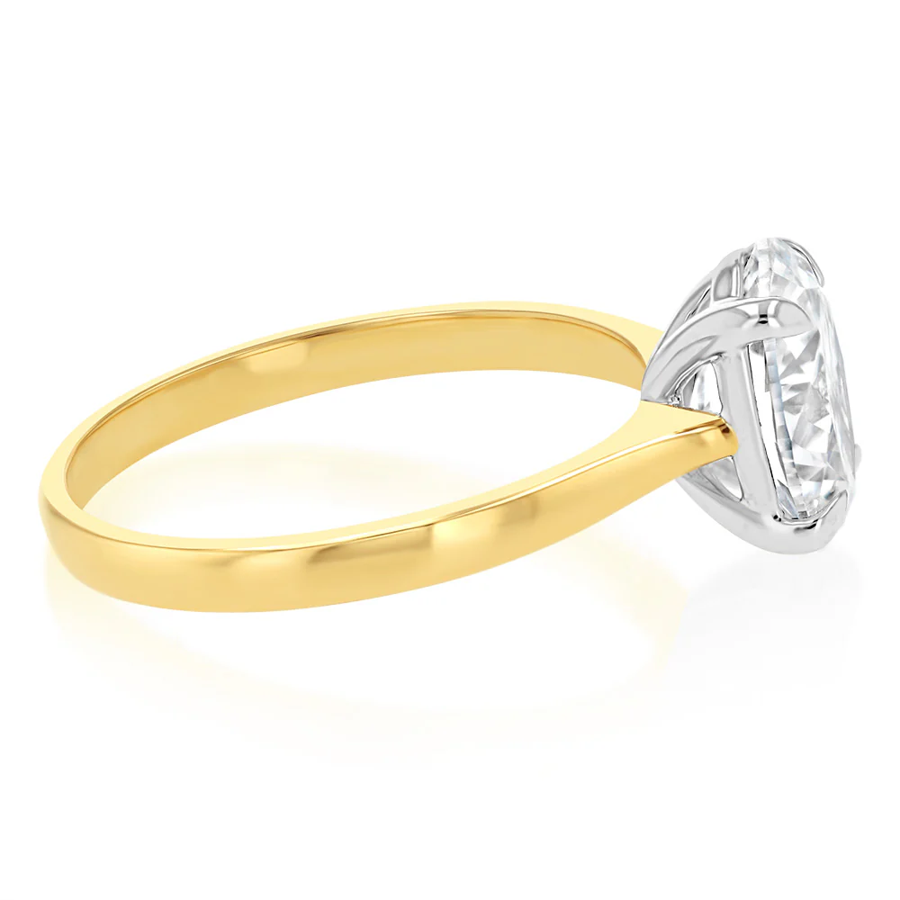 Luminesce Lab Grown 2 Carats Certified Oval Diamond Solitaire Ring in 18ct Yellow Gold - Image 2