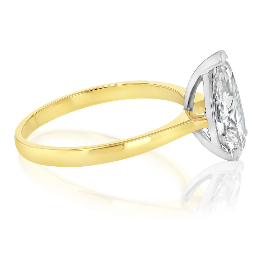 Luminesce Lab Grown 2 Carats Certified Pear Diamond Solitaire Ring in 18ct Yellow Gold - Image 2