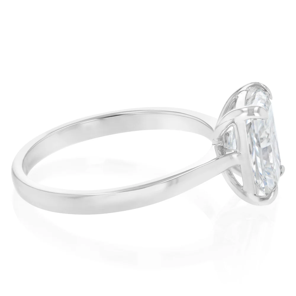 Luminesce Lab Grown 2 Carats Certified Radiant Diamond Solitaire Ring in 18ct White Gold - Image 2