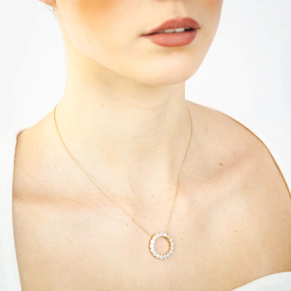 Luminesce Lab Grown 2 Carats Diamond Circle Pendant on 45cm Chain in 9ct Yellow Gold - Image 2