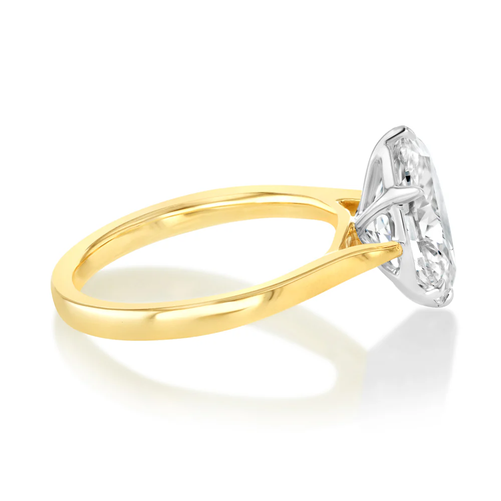 Luminesce Lab Grown 2 Carats Diamond Oval Solitaire Ring in 9ct Yellow Gold - Image 2