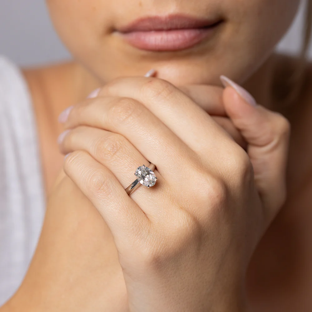 Luminesce Lab Grown 2 Carats Diamond Oval Solitaire Ring in Platinum - Image 3