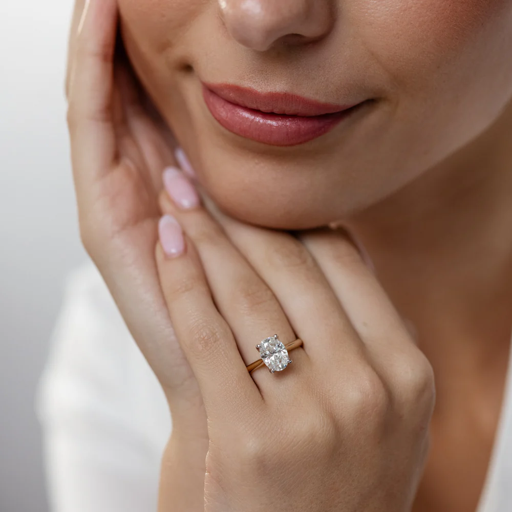Luminesce Lab Grown 2 Carats Oval Diamond Solitaire Ring in 9ct Yellow Gold - Image 4