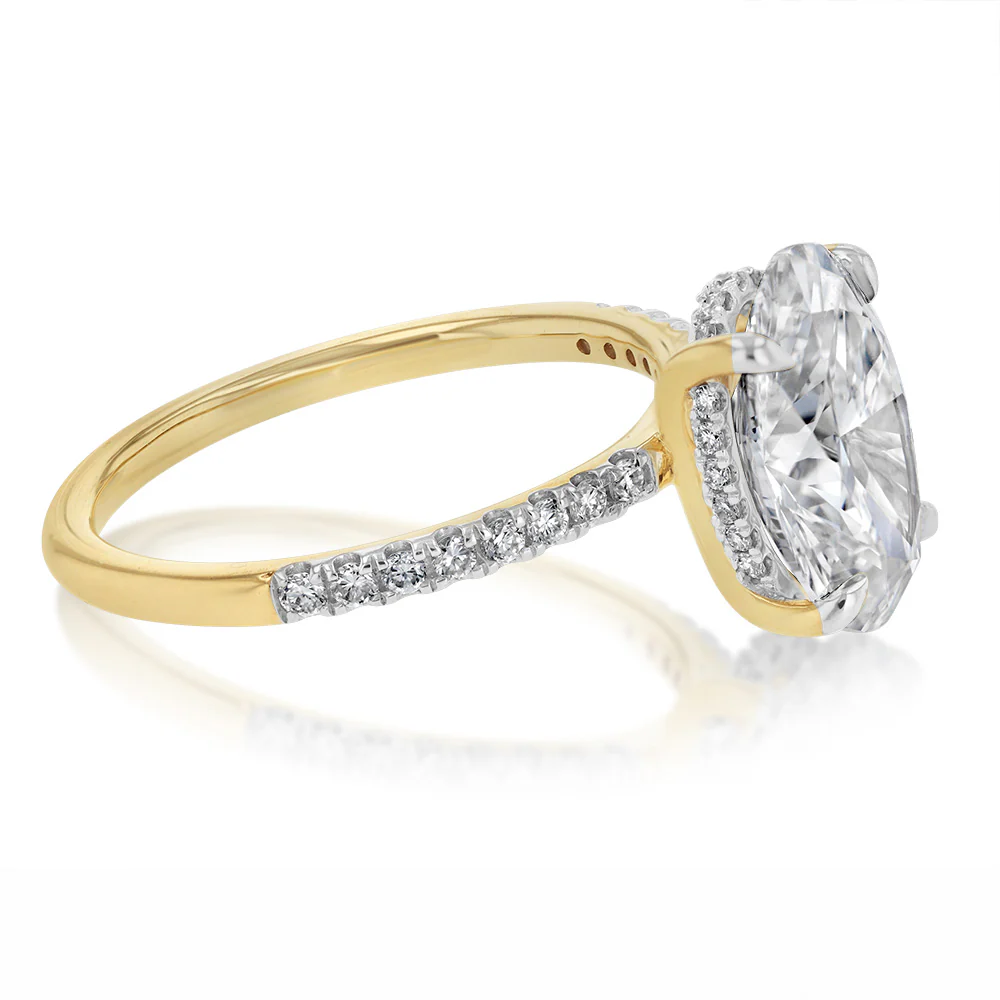 Luminesce Lab Grown 3.20 Carat Diamond Oval Ring in 9ct Yellow Gold - Image 2