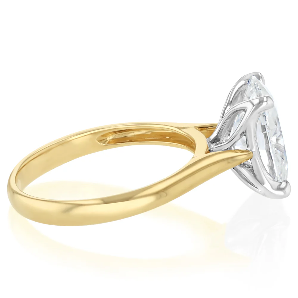 Luminesce Lab Grown 3 Carats Oval Diamond Solitaire Ring in 9ct Yellow Gold - Image 2