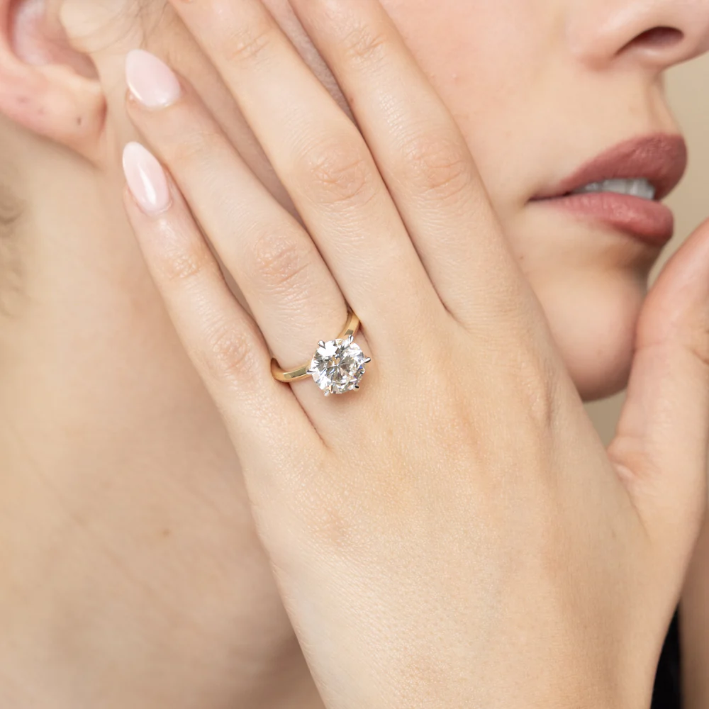 Luminesce Lab Grown 4 Carat Diamond Brilliant Solitaire Ring in 9ct Yellow Gold - Image 4