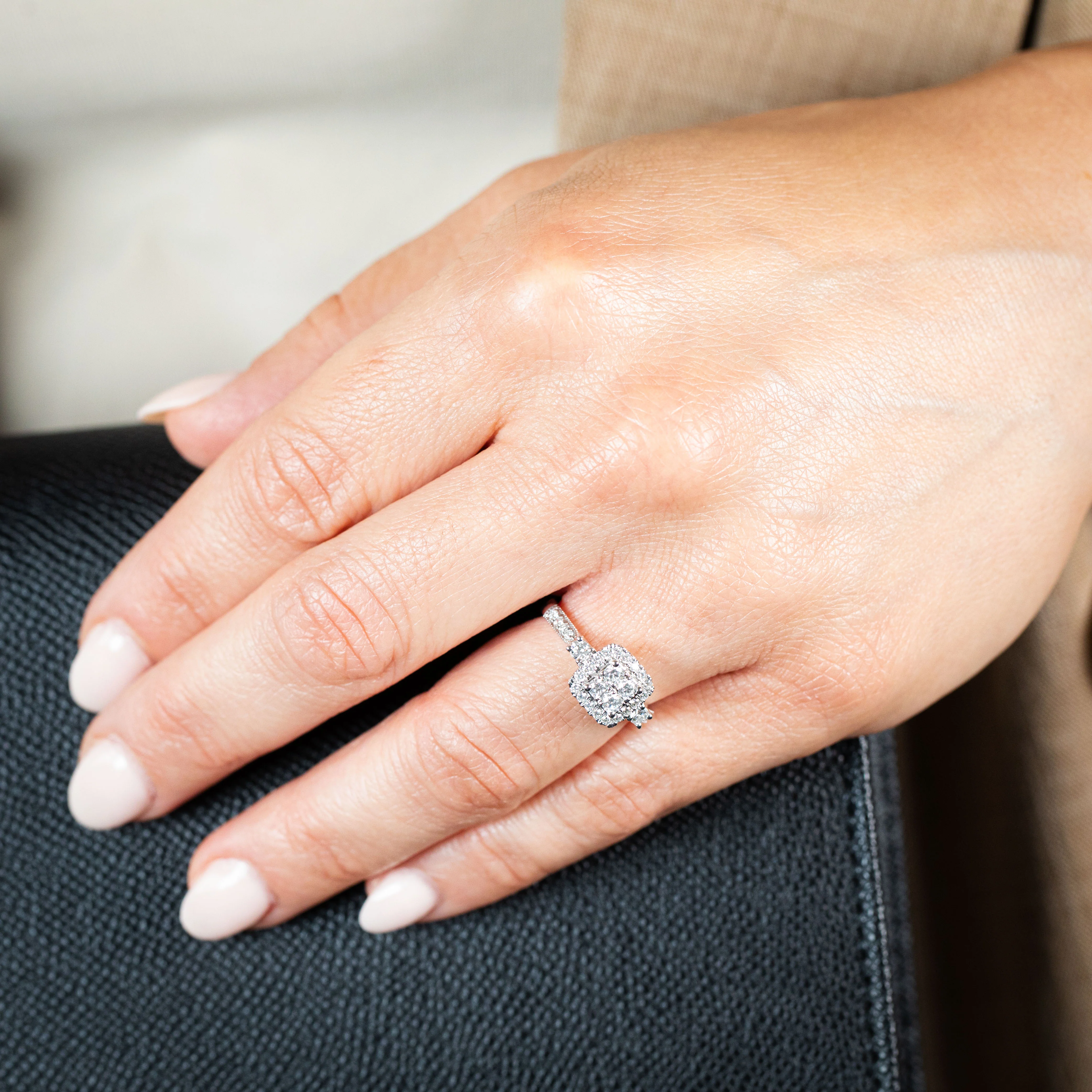 Luminesce Lab Grown 9ct White Gold 0.65 Carat Diamond Ring - Image 3