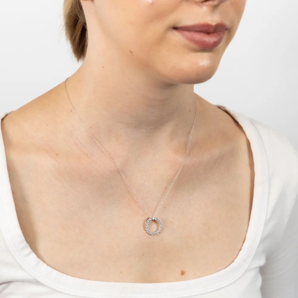 Luminesce Lab Grown 9ct White Gold 3/4 Carat Diamond Circe Pendant on 45cm Chain - Image 2