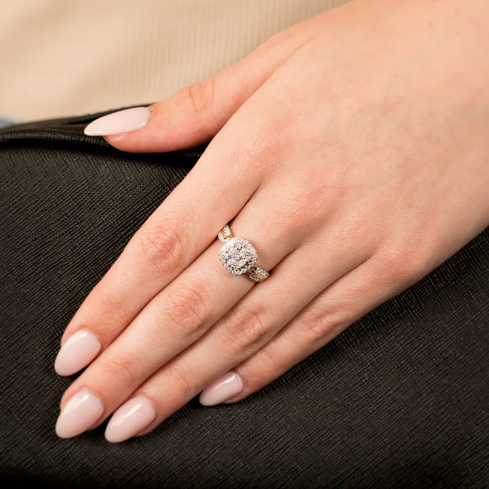 Luminesce Lab Grown 9ct Yellow Gold 1/2 Carat Diamond Ring - Image 5