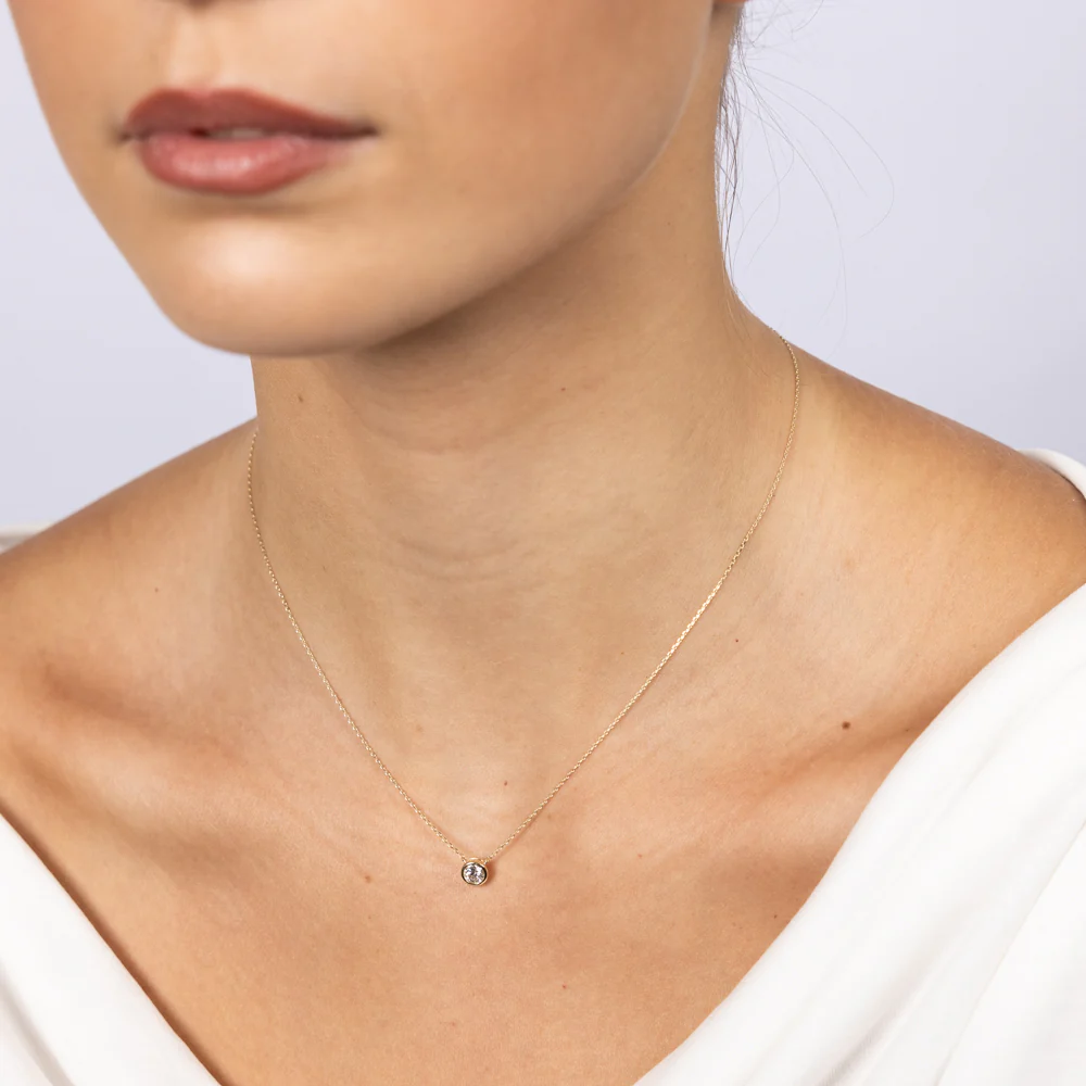 Luminesce Lab Grown 9ct Yellow Gold 1/5 Carat Diamond Round Shaped Bezel Pendant Chain Included - Image 2