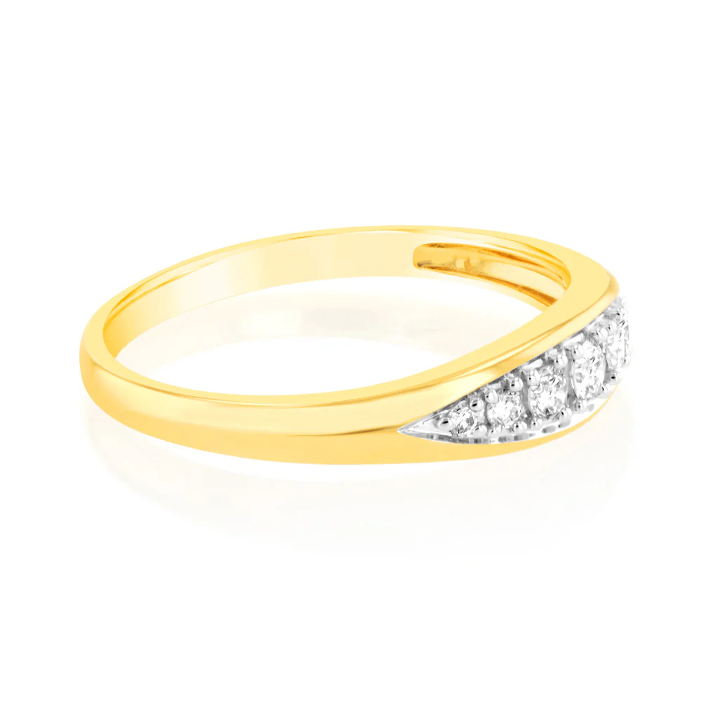 Luminesce Lab Grown 9ct Yellow Gold 1/6 Carat Diamond Ring - Image 2