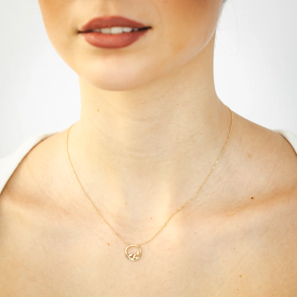 Luminesce Lab Grown 9ct Yellow Gold Tree in Circle with 10 Diamonds + 45cm Chain - Image 2