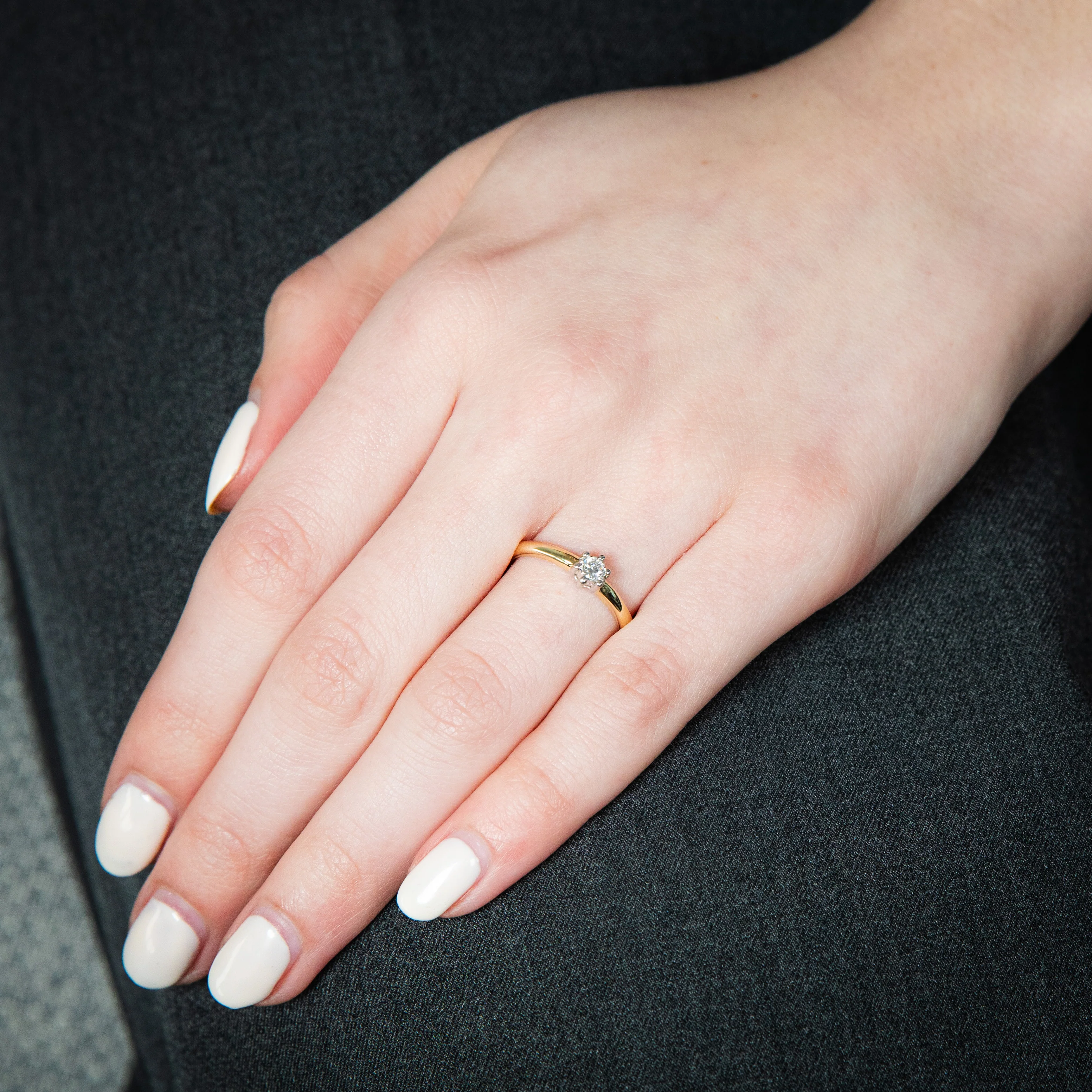Luminesce Lab Grown Diamond 6 Claw Ring In 9ct Yellow Gold - Image 3