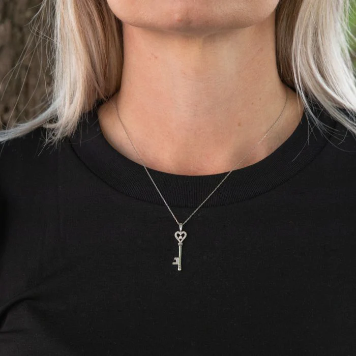 Luminesce Lab Grown Diamond Key Pendant 9ct White Gold With Chain - Image 2