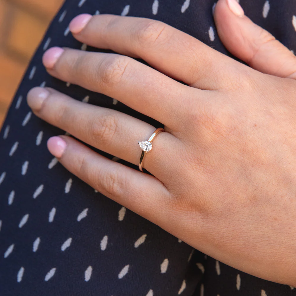 Luminesce Lab Grown Pear Diamond Ring in 9ct Yellow Gold - Image 3