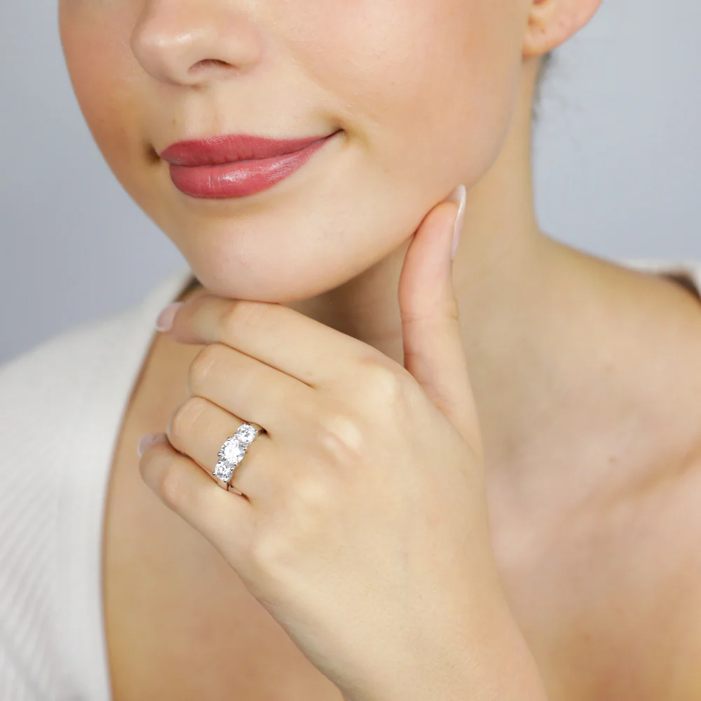 Luminesce Lab Grown Sterling Silver 2 Carat Diamond Trilogy Ring - Image 4