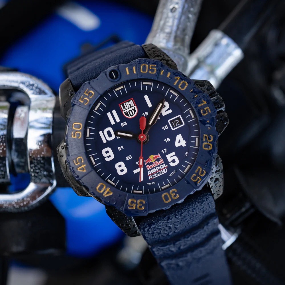 Luminox 2025 Red Bull Ampol Racing XS.3501.ARB.N Limited Edition - Image 5