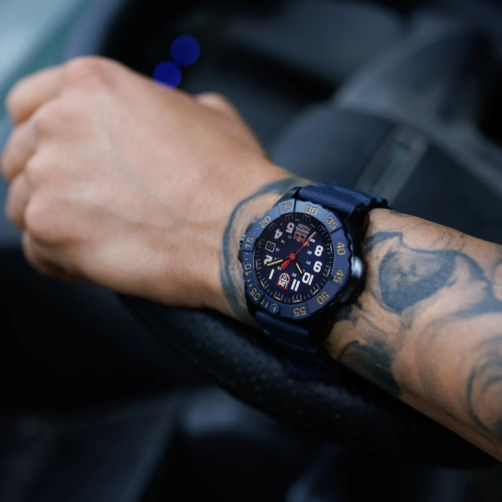 Luminox 2025 Red Bull Ampol Racing XS.3501.ARB.N Limited Edition - Image 7