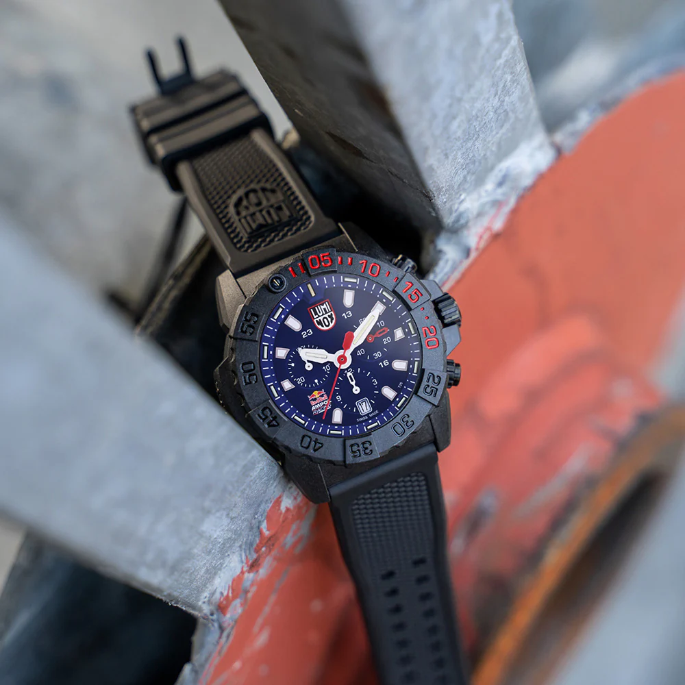 Luminox Original Navy Seal Red Bull Ampol XS.3581.EY.ARB Limited Edition - Image 7