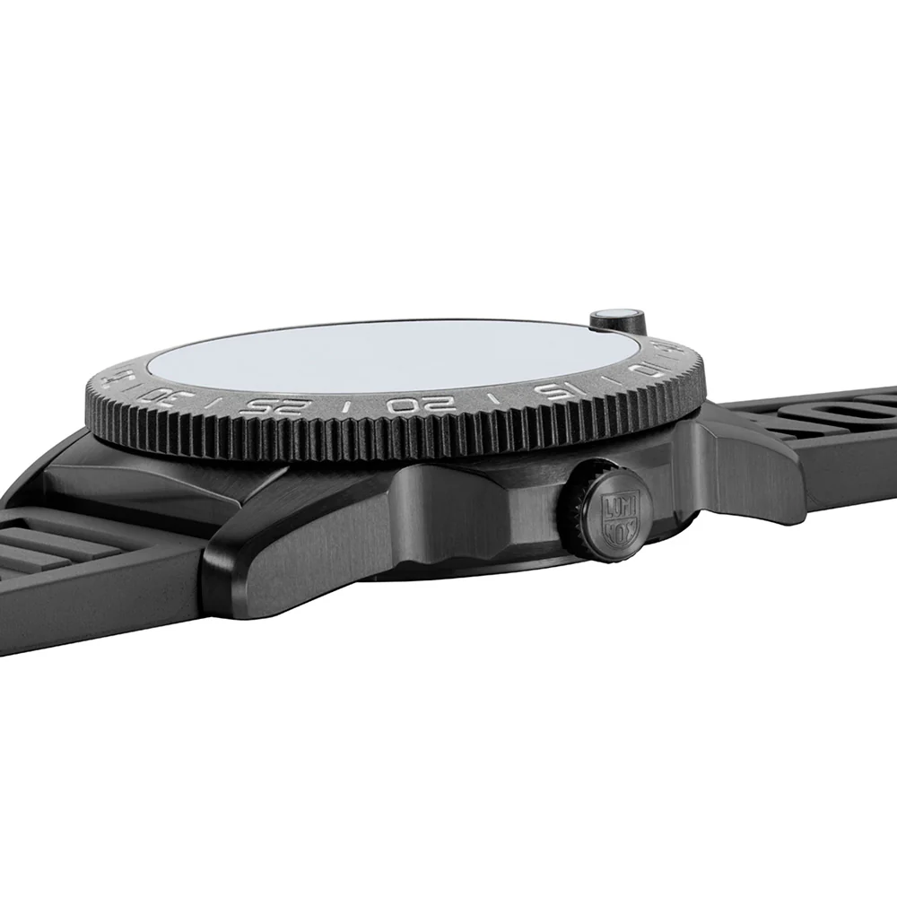 Luminox Pacific Diver XS.3127M - Image 3
