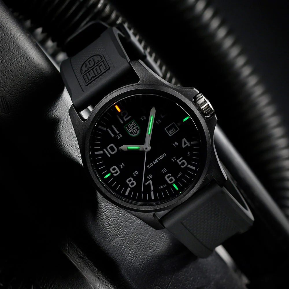 Luminox Patagonia Carbonox X2.2401 - Image 5