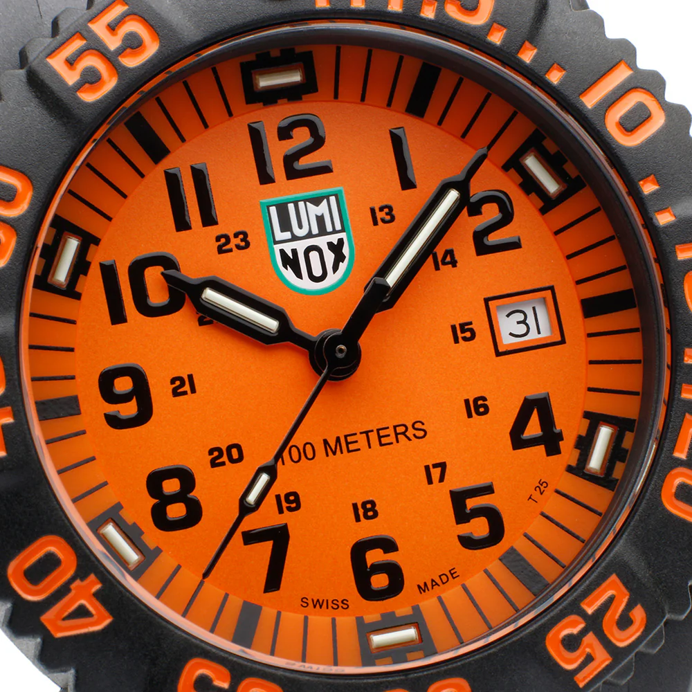Luminox Sea Lion Carbonox X2.2059.1 - Image 2