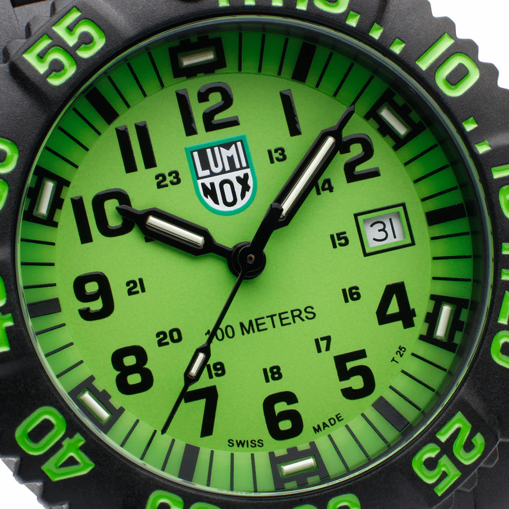 Luminox X220671 Sea Lion Carbonox - Image 2