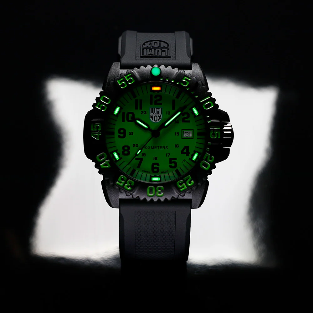 Luminox X220671 Sea Lion Carbonox - Image 5