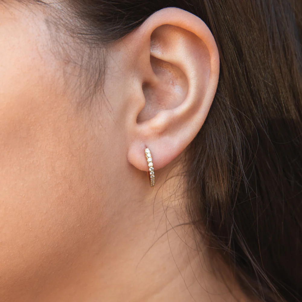 Memoire 18ct Yellow Gold 0.30 Carat Diamond Imperial Hoop Earrings 16x14mm - Image 2