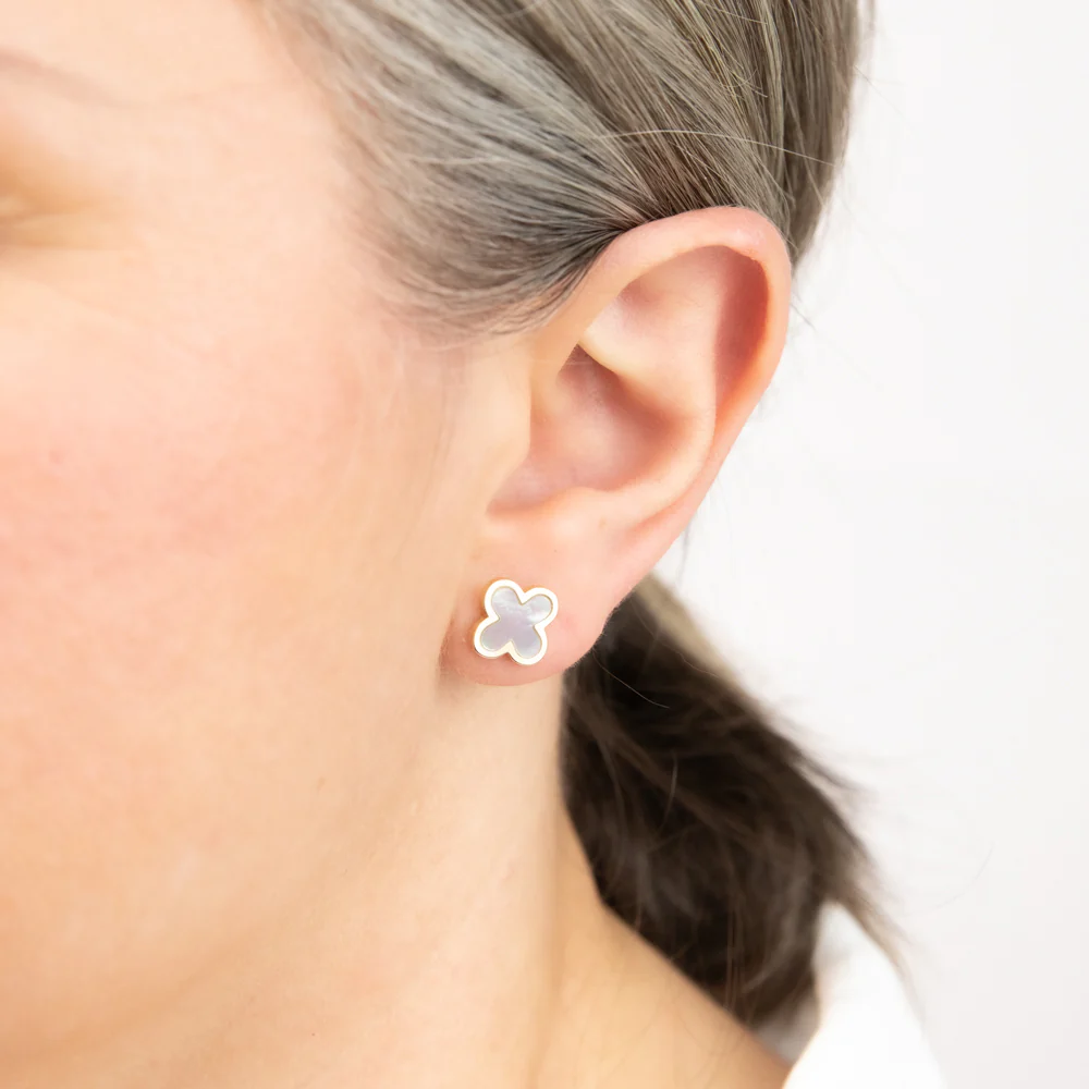 Mother of Pearl Clover Stud Earrings in 9ct Yellow Gold - Image 2