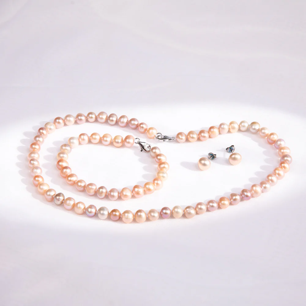Pink Freshwater Pearl Boxed Set with Sterling Silver Clasp - Image 2