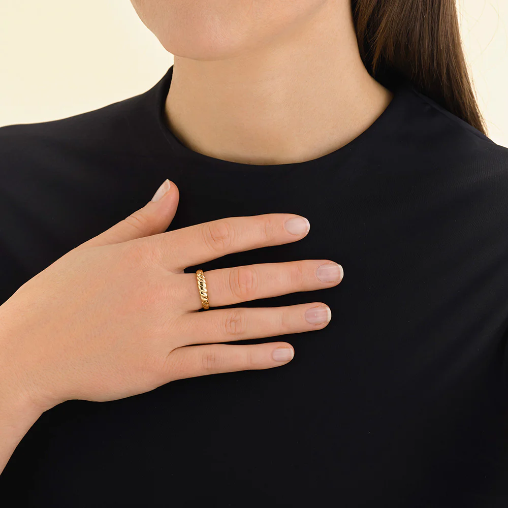 Rosefield Small Croissant Ring - Image 2