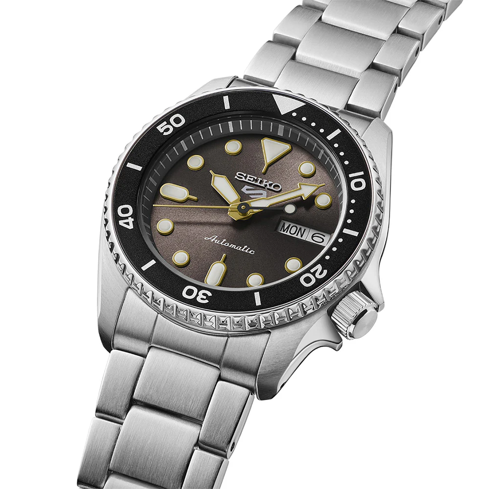 Seiko 5 SKX SRPL79K Automatic - Image 4