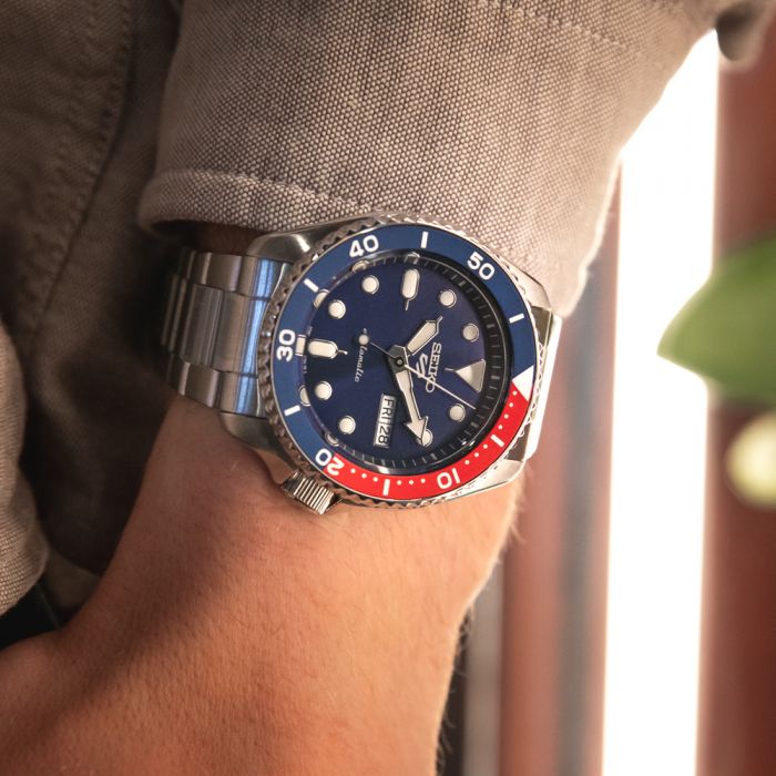 Seiko 5 Sports SRPD53K Automatic - Image 2