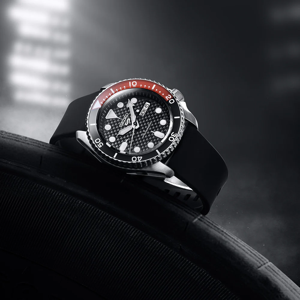 Seiko 5 SRPJ97K Supercars Sports Collaboration - Image 3