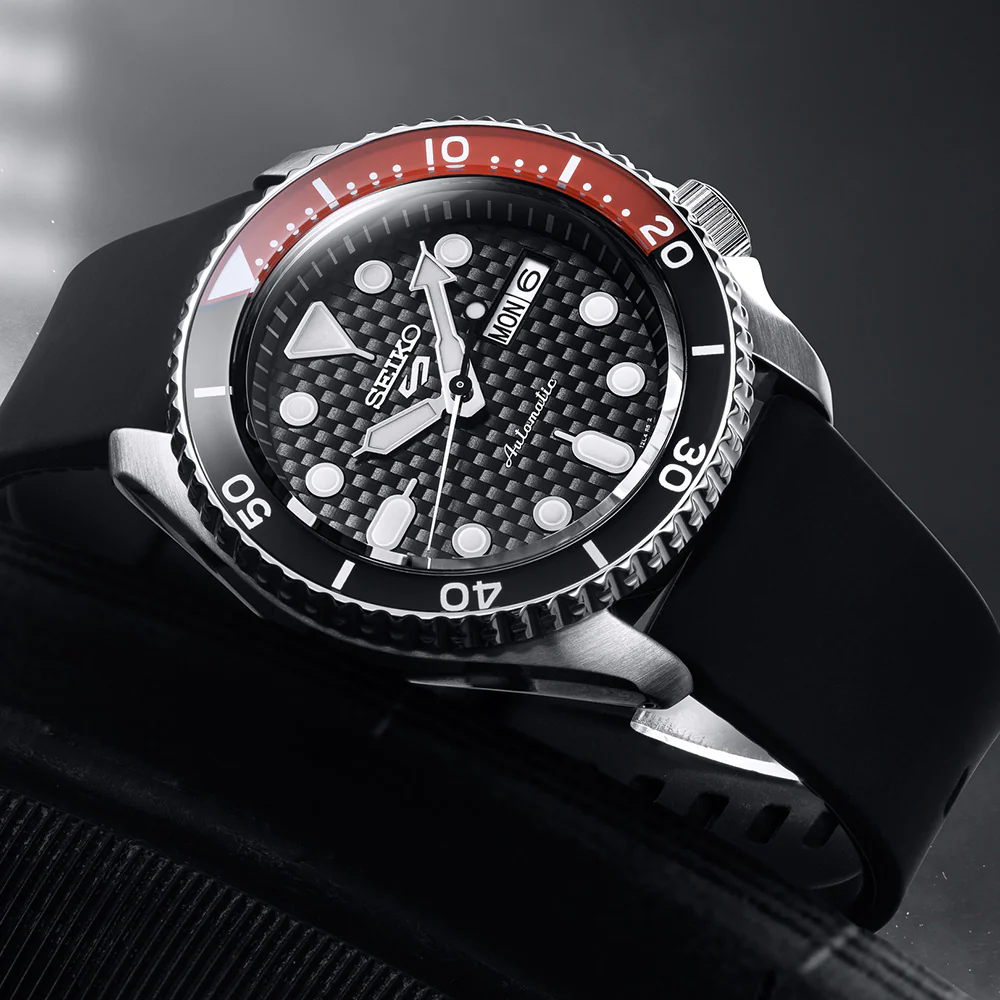 Seiko 5 SRPJ97K Supercars Sports Collaboration - Image 4