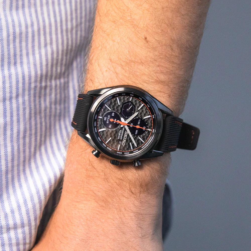 Seiko Macchina Sportiva SSC777P Solar Chronograph - Image 2