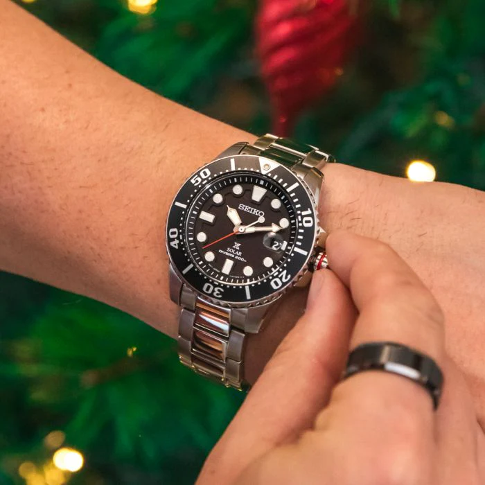 Seiko Prospex SNE437P Solar Divers - Image 2