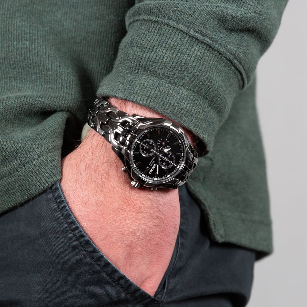 Seiko SSC139P-9 Solar Chronograph - Image 2