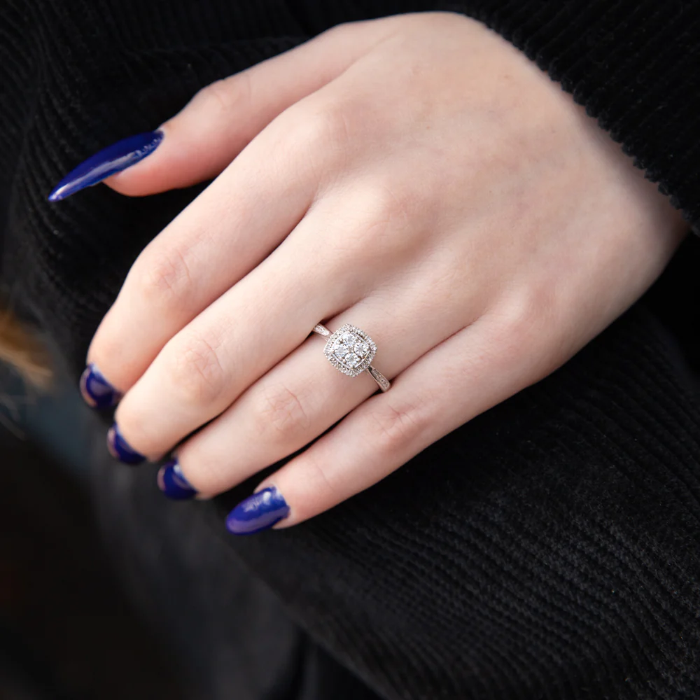 Silver 0.10 Carat Diamond Cushion Cluster Ring - Image 3